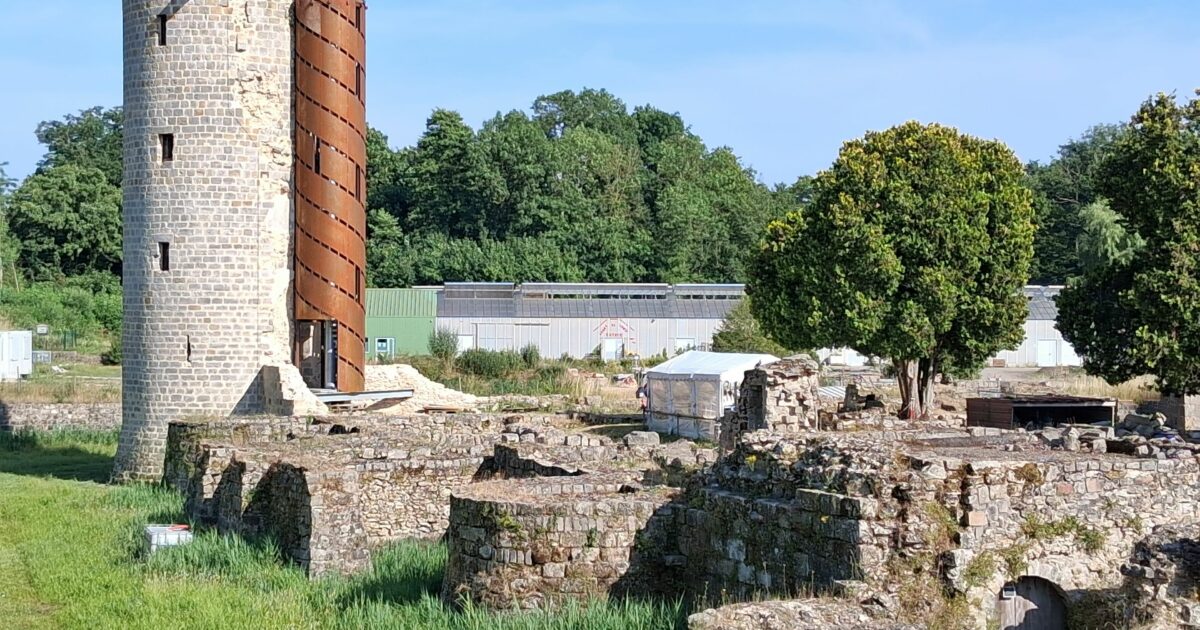 Portes ouvertes au château de Montagu — Marcoussis