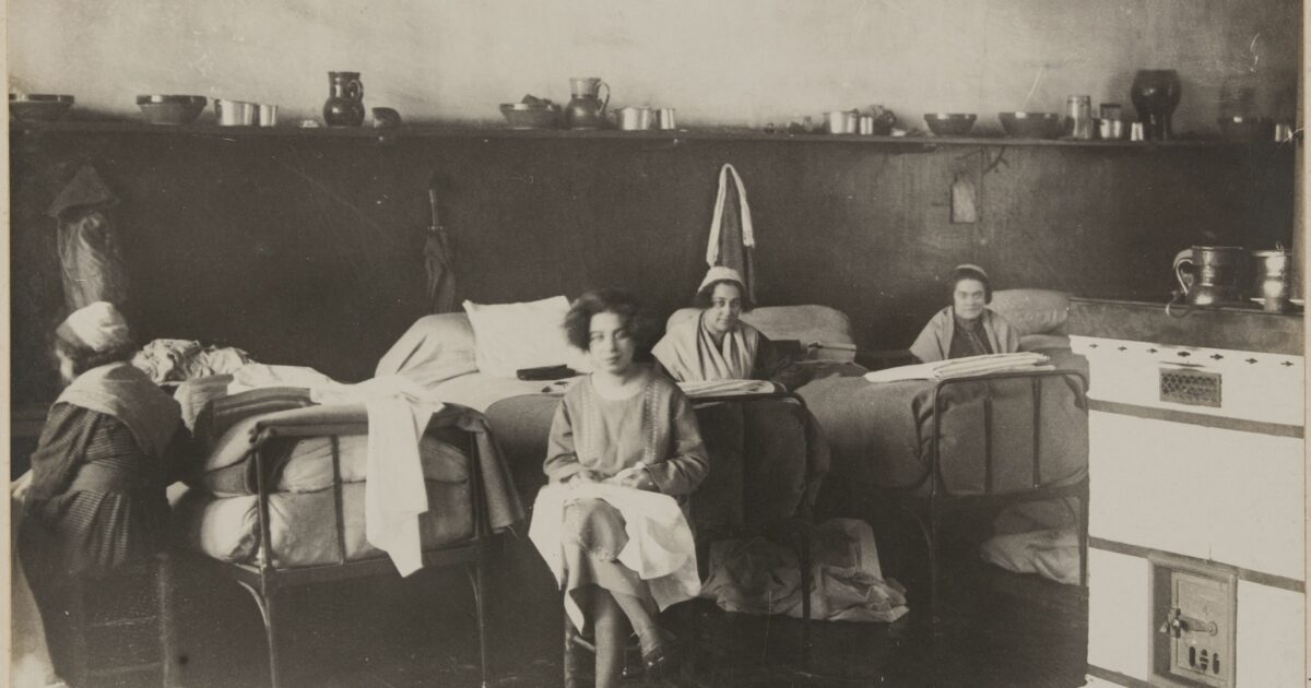Prisonnières : Les dernières années de la prison Saint-Lazare (1919-1932) — Paris