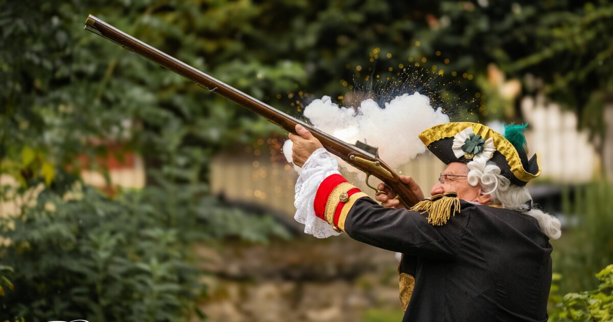 Les chevaliers du noble jeu de l'arquebuse au XVIIIème siècle — Corbeil-Essonnes
